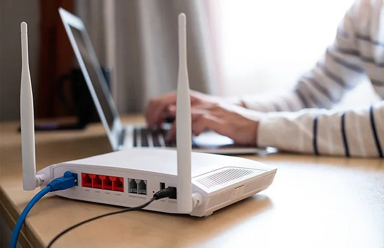 Énergie et fibre : comment bien anticiper l’alimentation des équipements actifs sur site ?