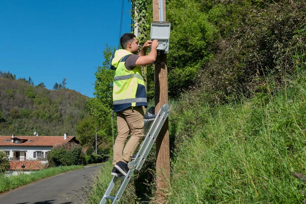 L'Importance du Matériel de Sécurité pour les Interventions Fibre et Réseaux