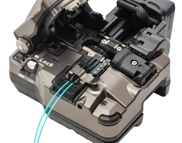 Cliveuse Automatique Fujikura CT60 - Fibre Optique